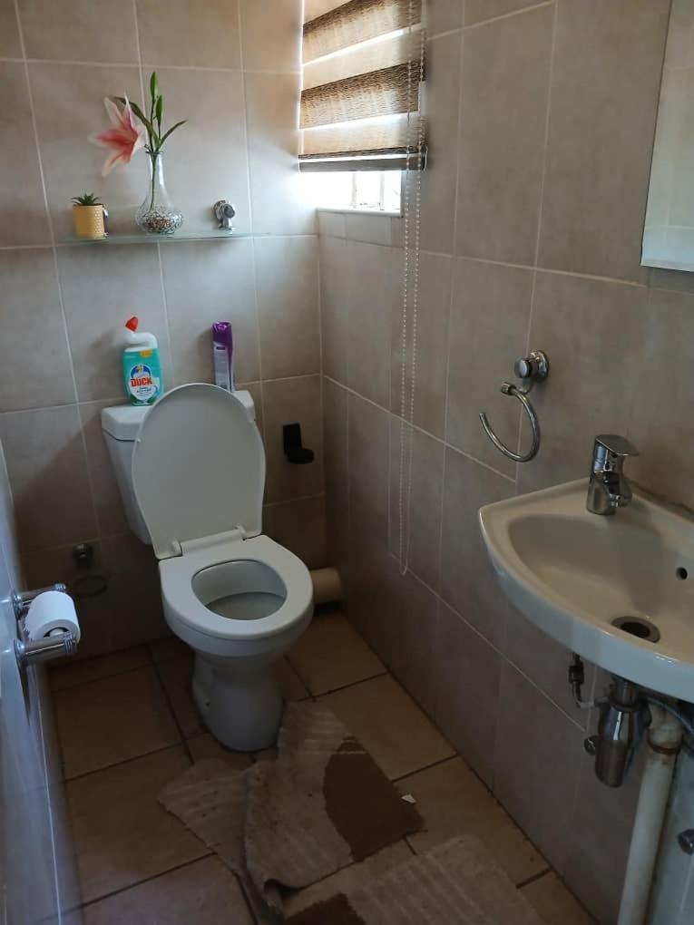 Lobamba The Haven Guesthouse Ezulwini מראה חיצוני תמונה